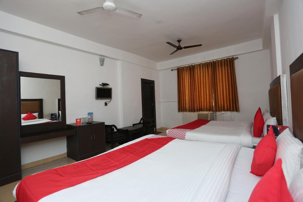 Oyo 5844 Hotel Drive Inn Raiwala Экстерьер фото