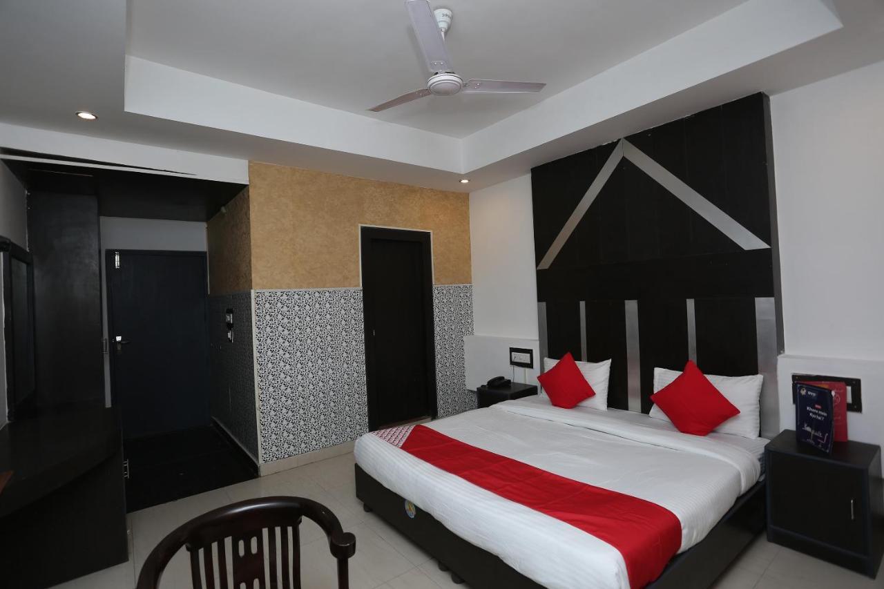 Oyo 5844 Hotel Drive Inn Raiwala Экстерьер фото